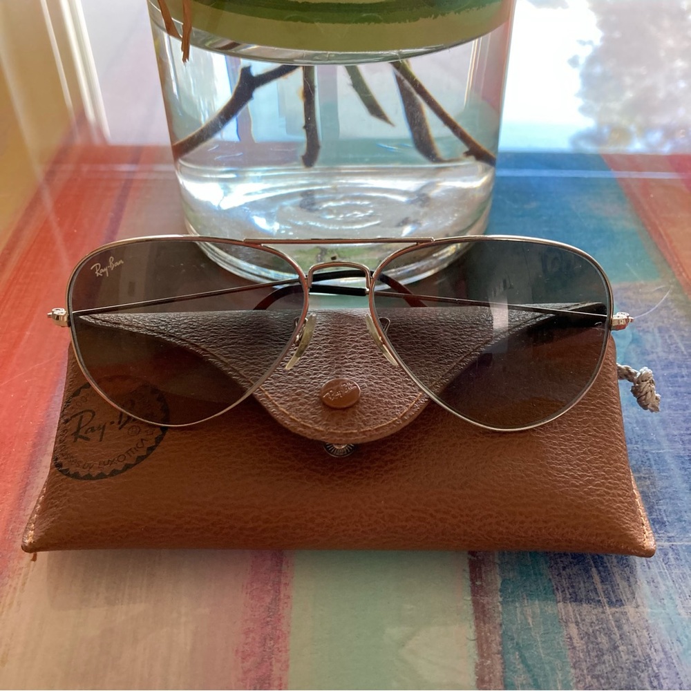 RayBan Aviator Sunglasses - Picture 4 of 10